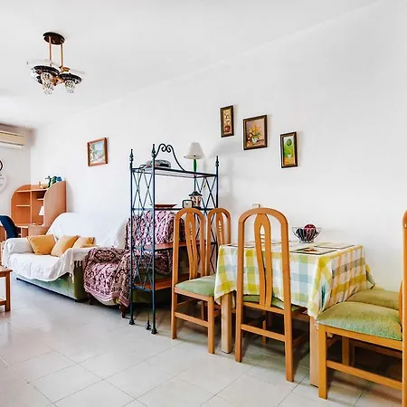 Апартаменти Espanhouse Bazan 35 *